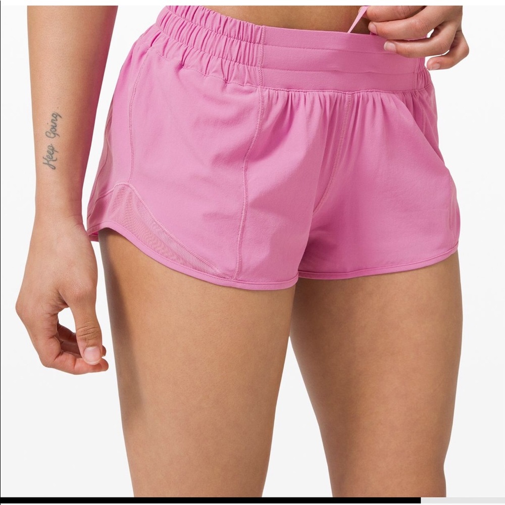 Hotty hot shorts 2.5 size 6 NEW